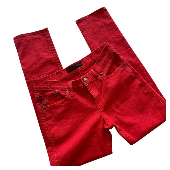 ROCK & REPUBLIC Skinny Jeans Red HAMBURG Low Rise Womens Size 2 - Picture 1 of 8